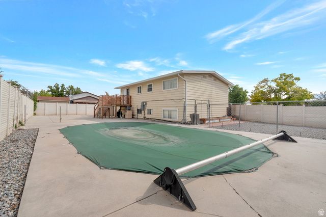 6622 S GEORGIA DR, West Jordan, UT 84084