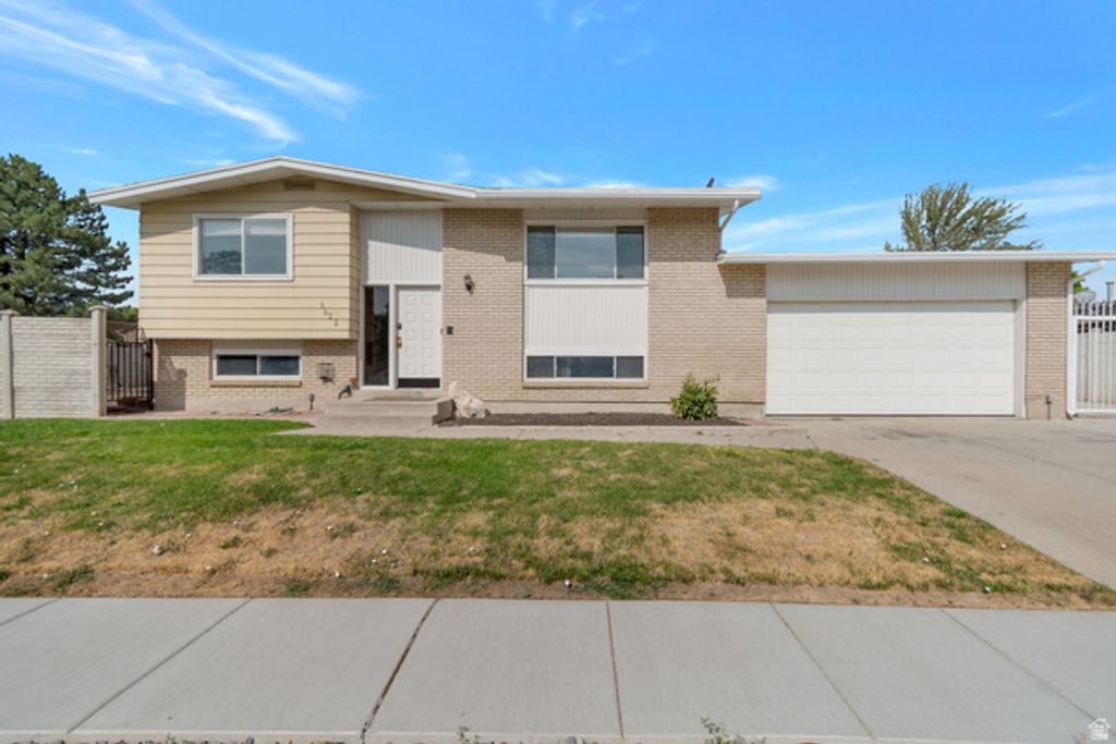 6622 S GEORGIA DR, West Jordan, UT 84084
