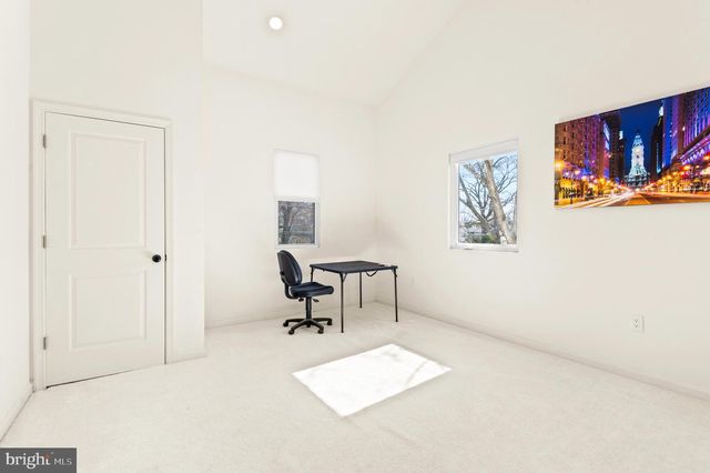 2972 MADISON AVE, Abington, PA 19001