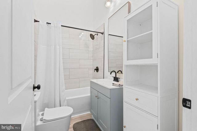 2972 MADISON AVE, Abington, PA 19001