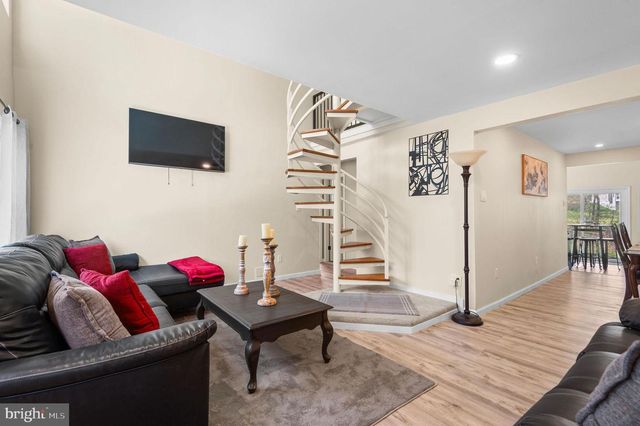 2972 MADISON AVE, Abington, PA 19001