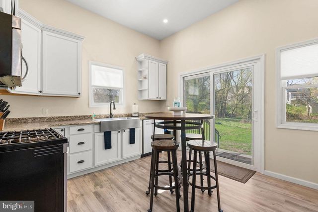 2972 MADISON AVE, Abington, PA 19001