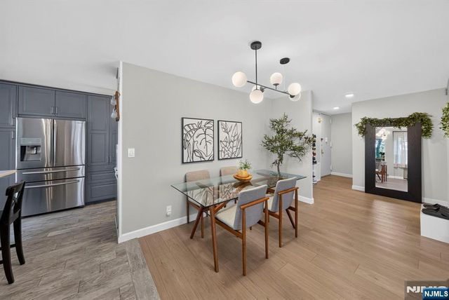 300 Winston L22, Cliffside Park, NJ 07010