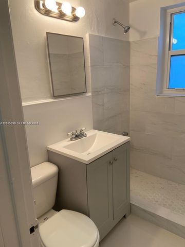 1995 Marseille Dr 5, Miami Beach, FL 33141