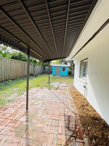 2208 ROBINSON AVENUE, Sarasota, FL 34232