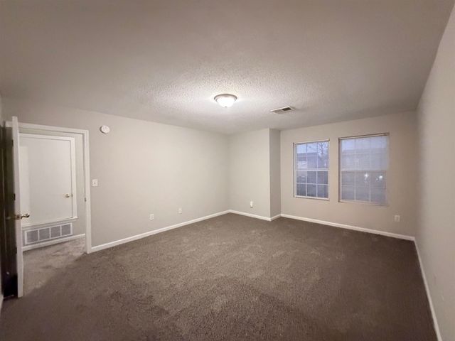 10075 CHARIDEN DR, Unincorporated, TN 38016