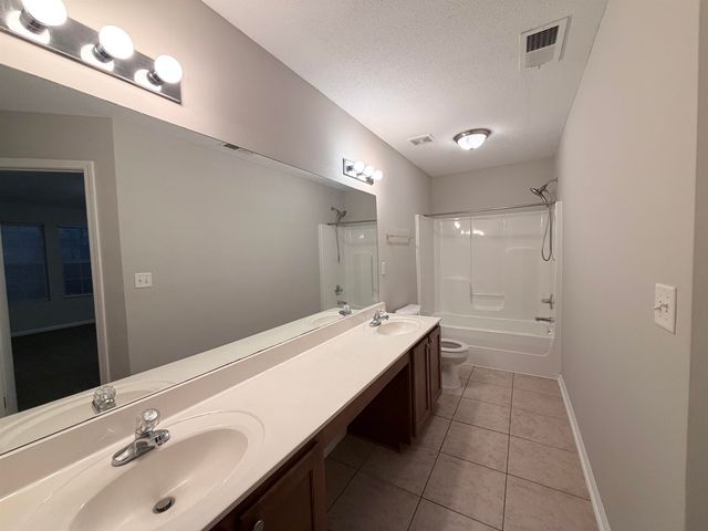 10075 CHARIDEN DR, Unincorporated, TN 38016