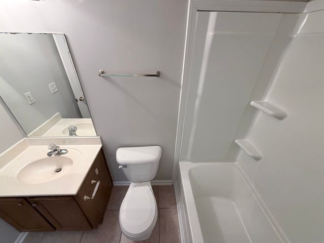 10075 CHARIDEN DR, Unincorporated, TN 38016