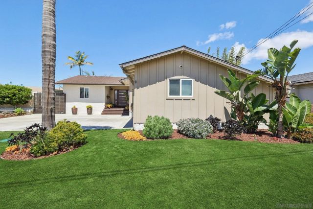 4930 September, San Diego, CA 92110