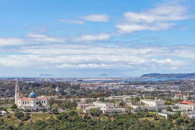 4930 September, San Diego, CA 92110