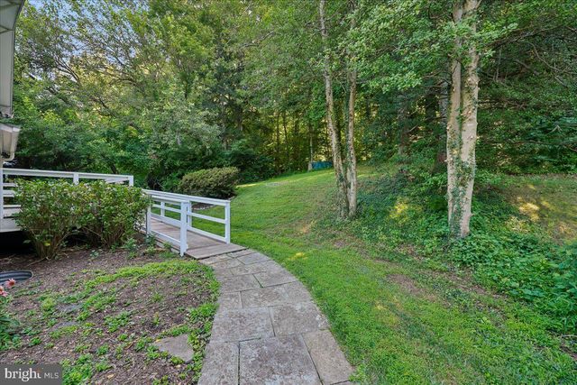6501 PYLE RD, Bethesda, MD 20817