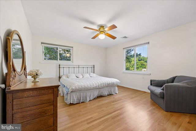 6501 PYLE RD, Bethesda, MD 20817