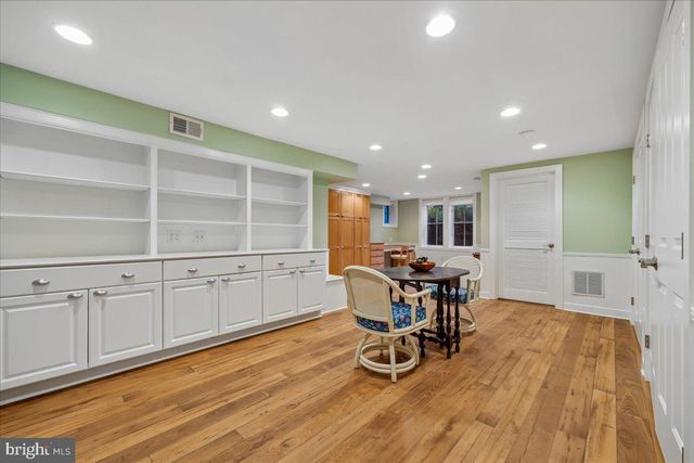 6501 PYLE RD, Bethesda, MD 20817