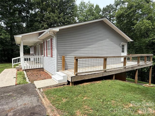 628 Hidden View Loop, Marion, NC 28752