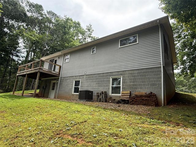 628 Hidden View Loop, Marion, NC 28752