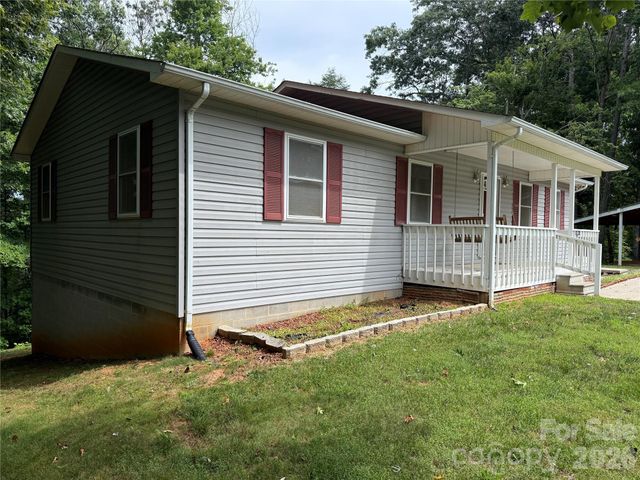 628 Hidden View Loop, Marion, NC 28752