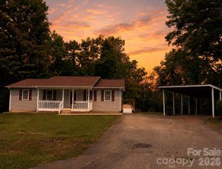628 Hidden View Loop, Marion, NC 28752