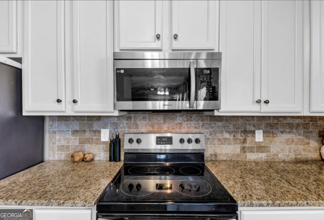 10736 Southwood Drive, Hampton, GA 30228