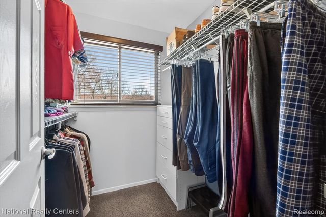 3920 Old Creek Road, Troy, MI 48084