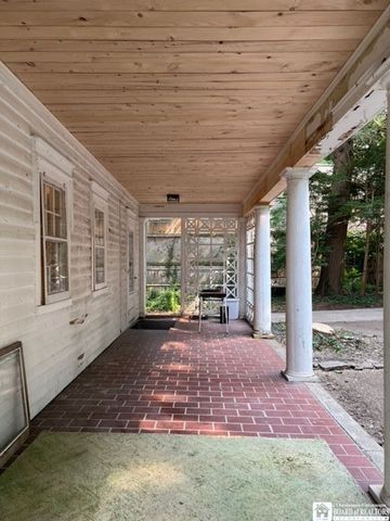 518 Lakeview Avenue, Jamestown, NY 14701