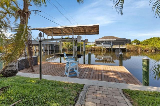 10127 LEBANON DRIVE, Port Charlotte, FL 33981