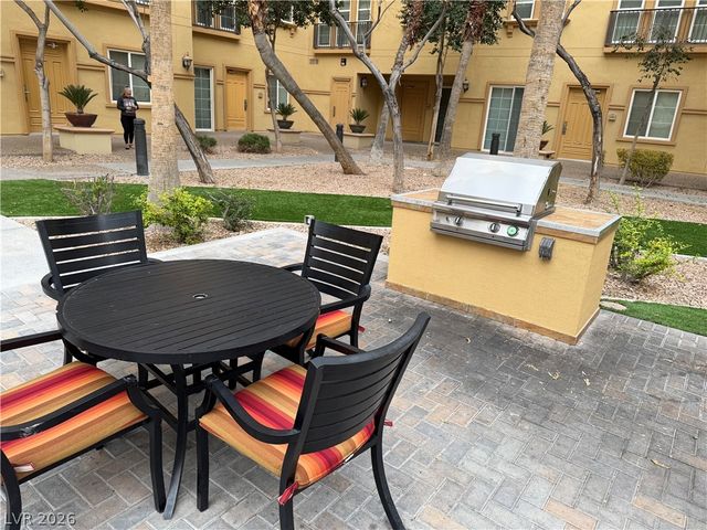 2455 West SERENE Avenue 716, Las Vegas, NV 89123