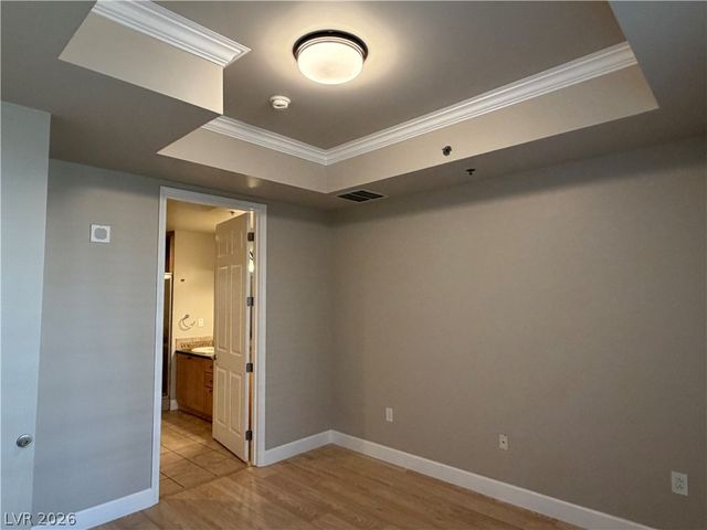 2455 West SERENE Avenue 716, Las Vegas, NV 89123