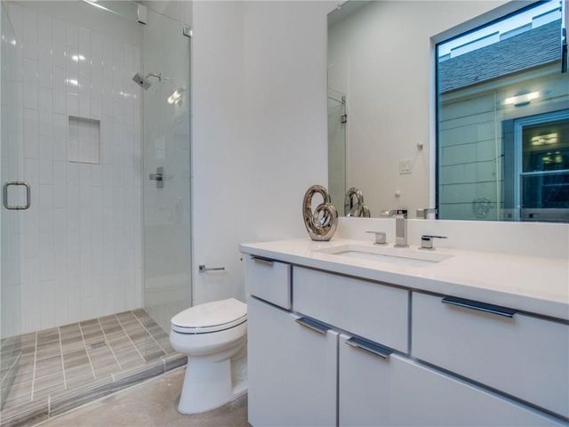 5225 Crestfield Place, Dallas, TX 75206