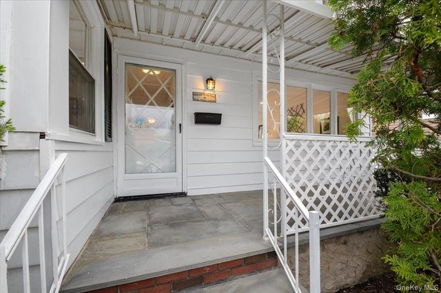 3704 Locust Avenue, Seaford, NY 11783