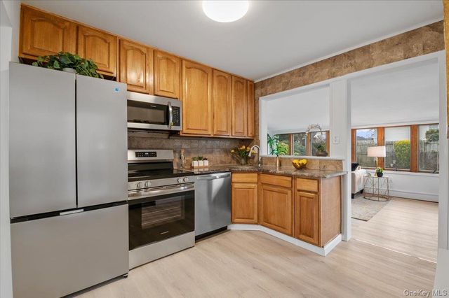 3704 Locust Avenue, Seaford, NY 11783