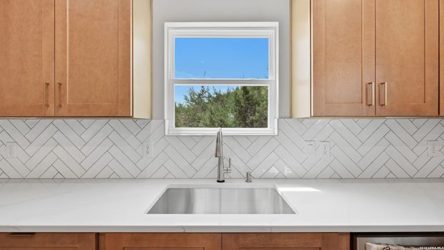 1361 PRIMROSE PATH, Canyon Lake, TX 78133