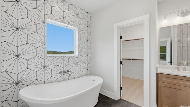 1361 PRIMROSE PATH, Canyon Lake, TX 78133
