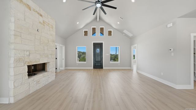 1361 PRIMROSE PATH, Canyon Lake, TX 78133