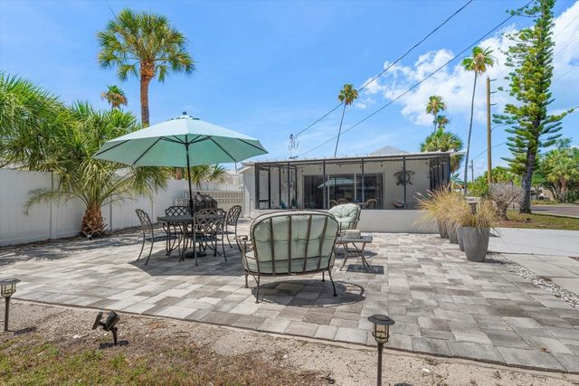 127 11TH AVENUE, Indian Rocks Beach, FL 33785