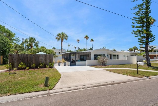 127 11TH AVENUE, Indian Rocks Beach, FL 33785