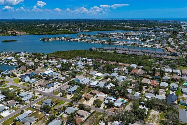 127 11TH AVENUE, Indian Rocks Beach, FL 33785