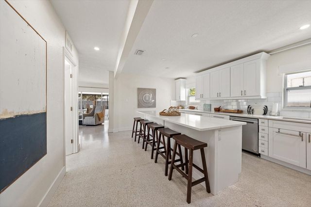 127 11TH AVENUE, Indian Rocks Beach, FL 33785