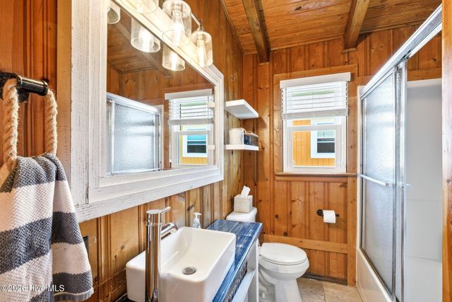 1914 E Beach Drive, Oak Island, NC 28465