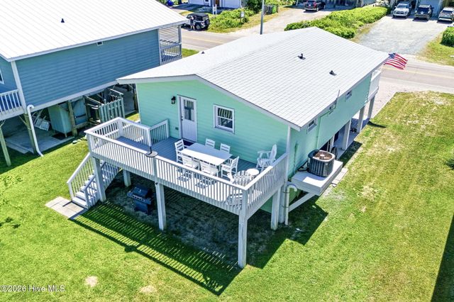 1914 E Beach Drive, Oak Island, NC 28465