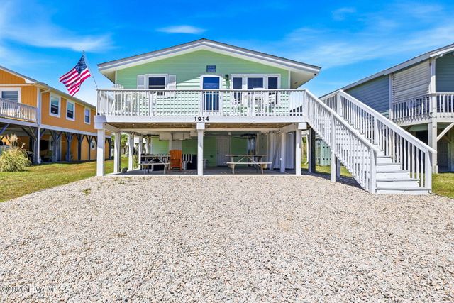 1914 E Beach Drive, Oak Island, NC 28465