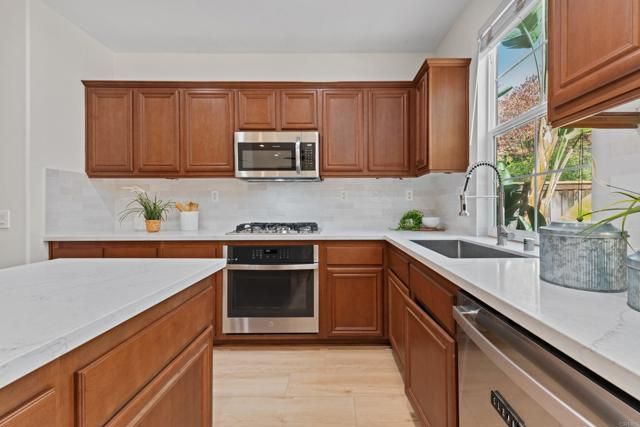 1717 Thorley Way, San Marcos, CA 92078