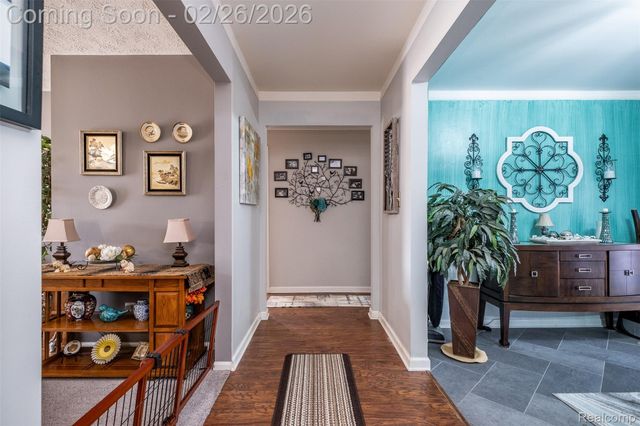 14256 Four Lakes Drive, Sterling Heights, MI 48313