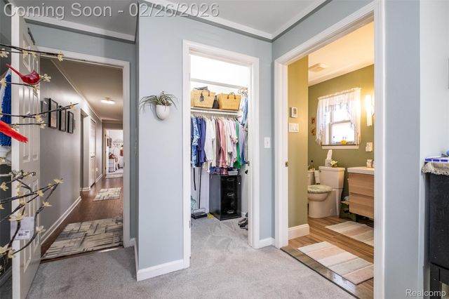 14256 Four Lakes Drive, Sterling Heights, MI 48313