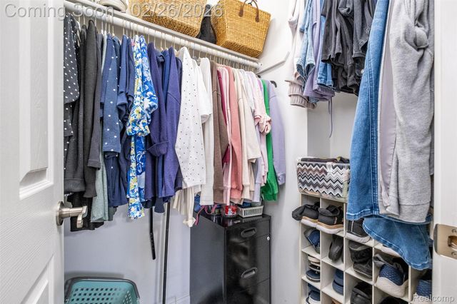 14256 Four Lakes Drive, Sterling Heights, MI 48313