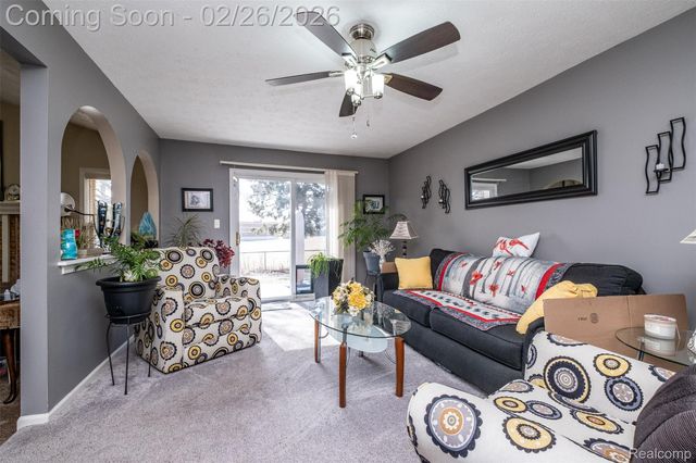 14256 Four Lakes Drive, Sterling Heights, MI 48313