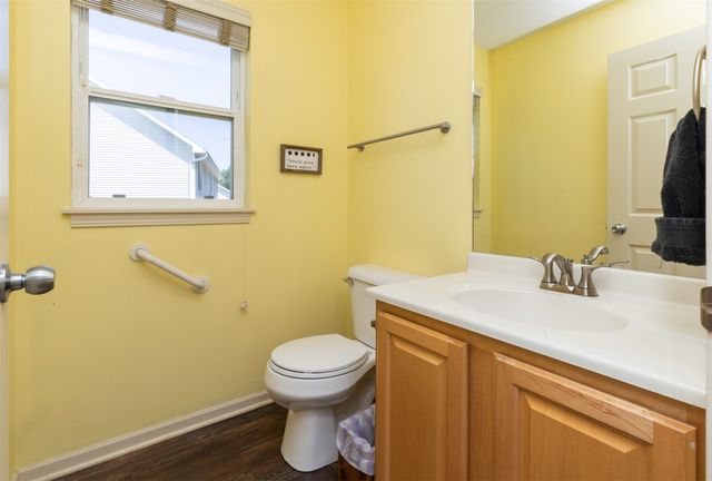 1695 Pease Drive, Pleasant Hill, IA 50327