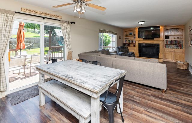 1695 Pease Drive, Pleasant Hill, IA 50327