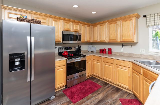 1695 Pease Drive, Pleasant Hill, IA 50327