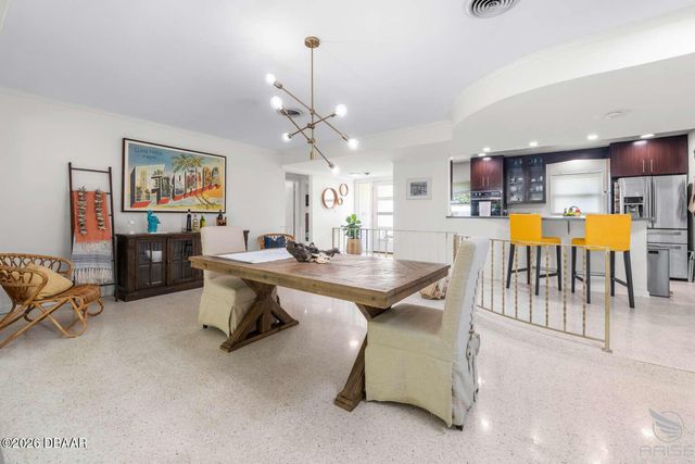 812 E 13th Avenue, New Smyrna Beach, FL 32169