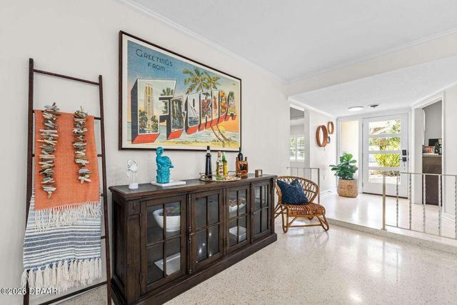 812 E 13th Avenue, New Smyrna Beach, FL 32169